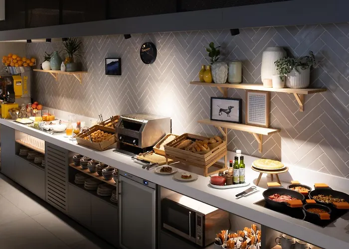 Voco - By Ihg Hotel 3*