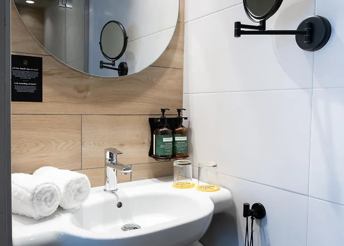 Hotel Voco - By Ihg Bilbao