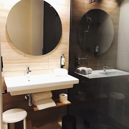 Hotel Voco - By Ihg Bilbao